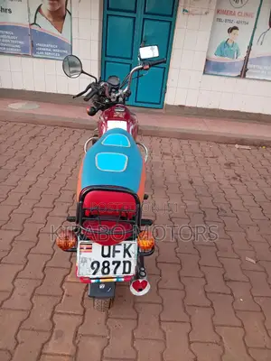 Bajaj Boxer 100 2023 Red