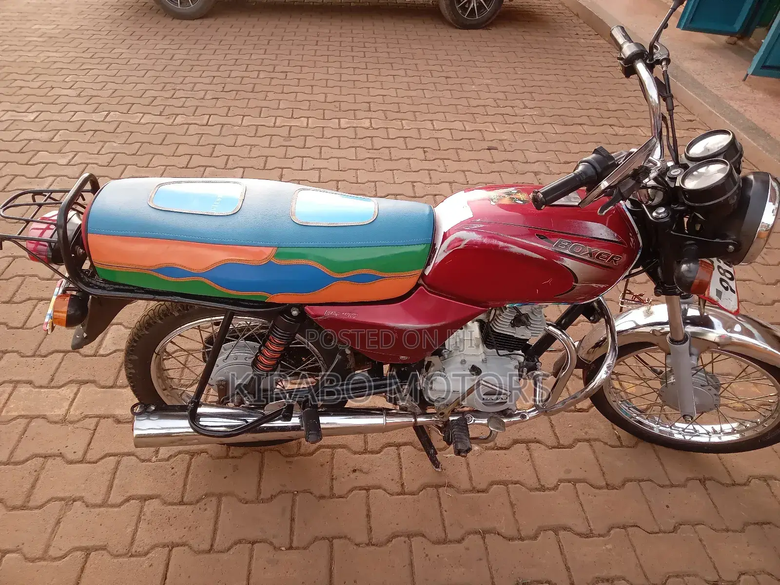 Bajaj Boxer 100 2023 Red