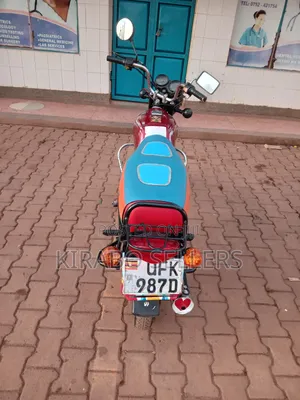 Bajaj Boxer 100 2023 Red