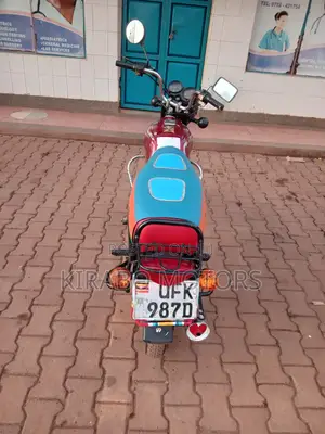 Bajaj Boxer 100 2023 Red
