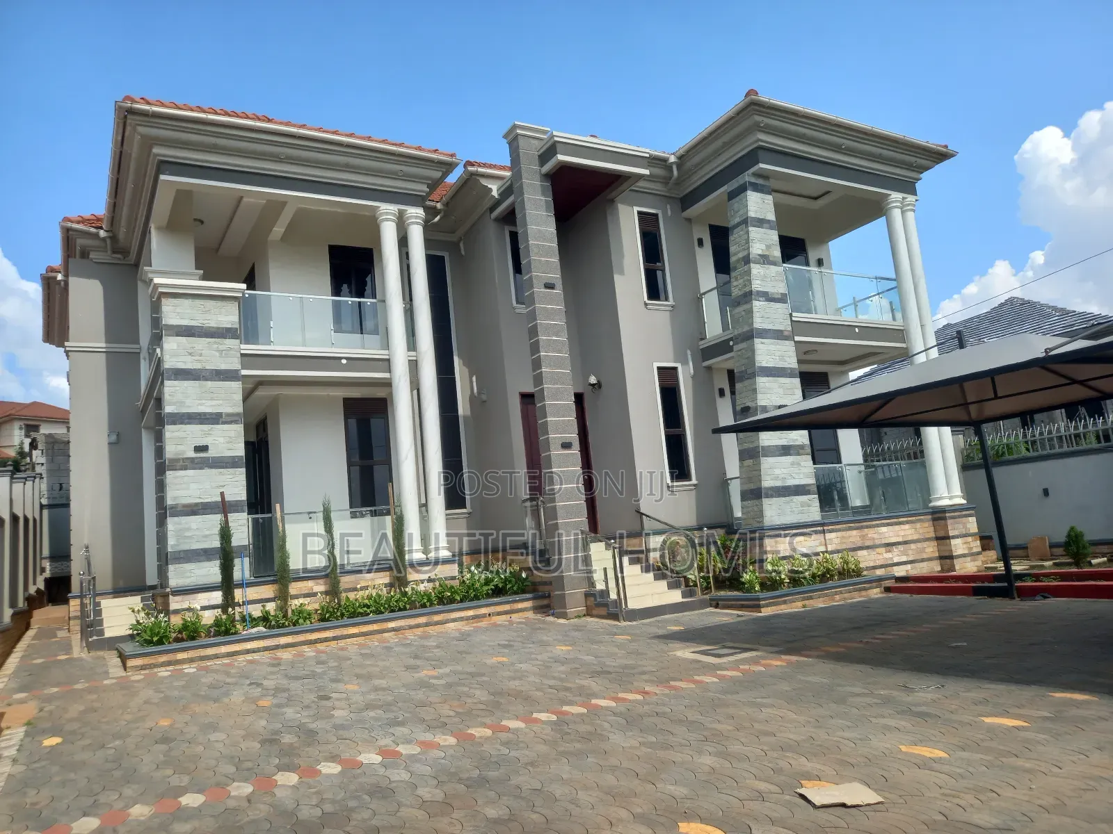 Furnished 6bdrm Mansion in Kira for sale