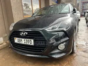 Hyundai Veloster 3dr Hatchback w/Black Interior (1.6L 4cyl 6AM) 2014