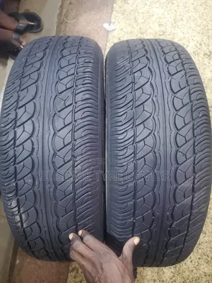 Photo - 215/65r16 Good  Condition Used Tyres