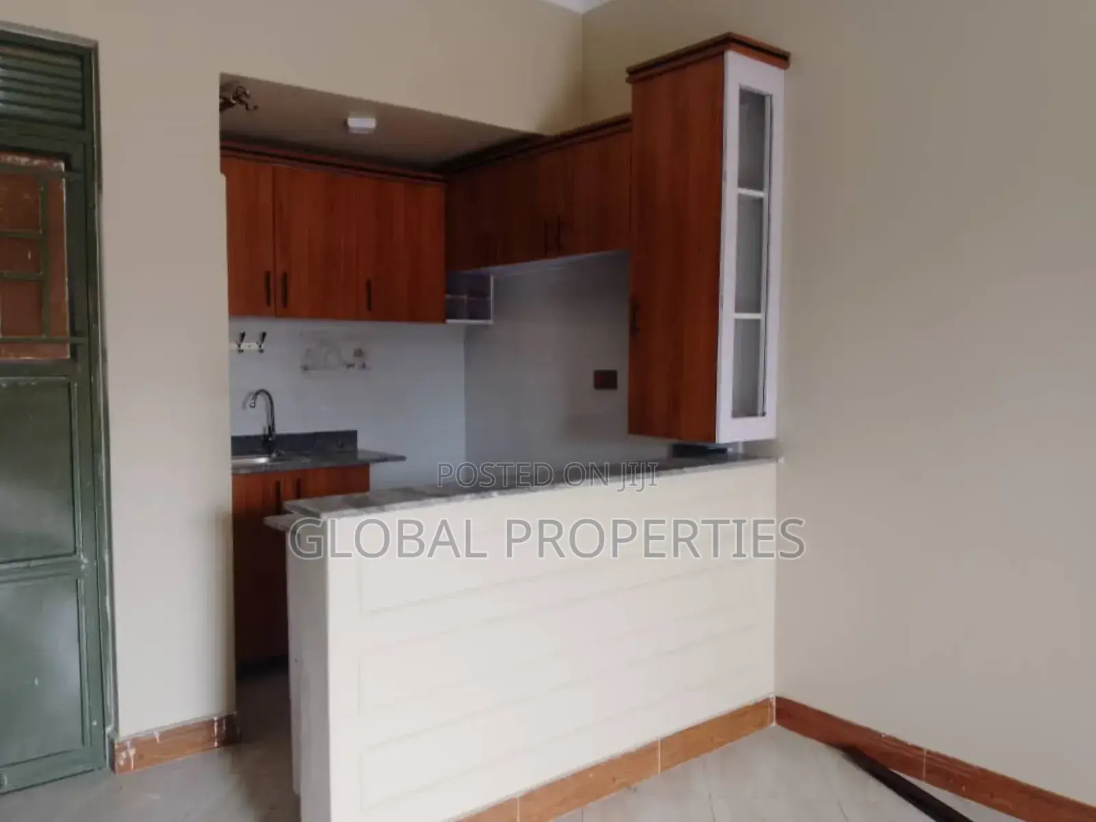 1bdrm Bungalow in Kyaliwajala Rd, Central Division for rent
