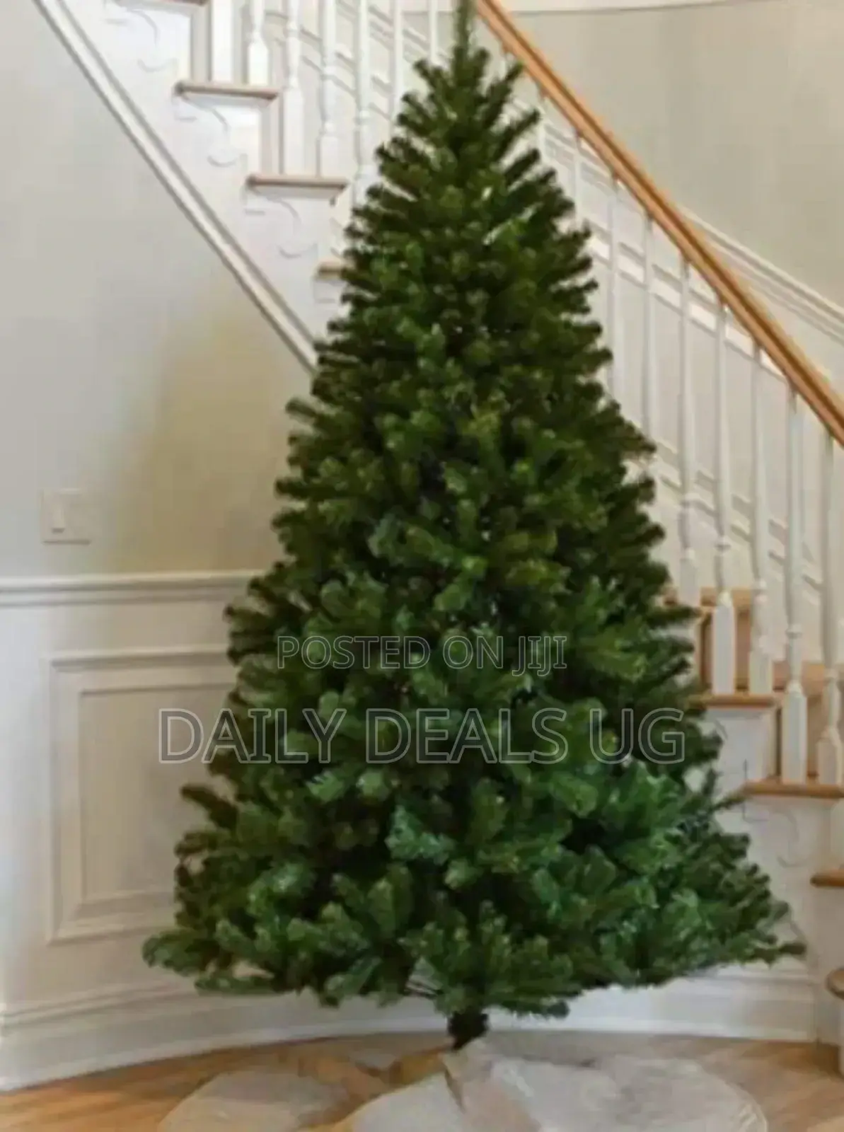 Chrismax Pine Tree