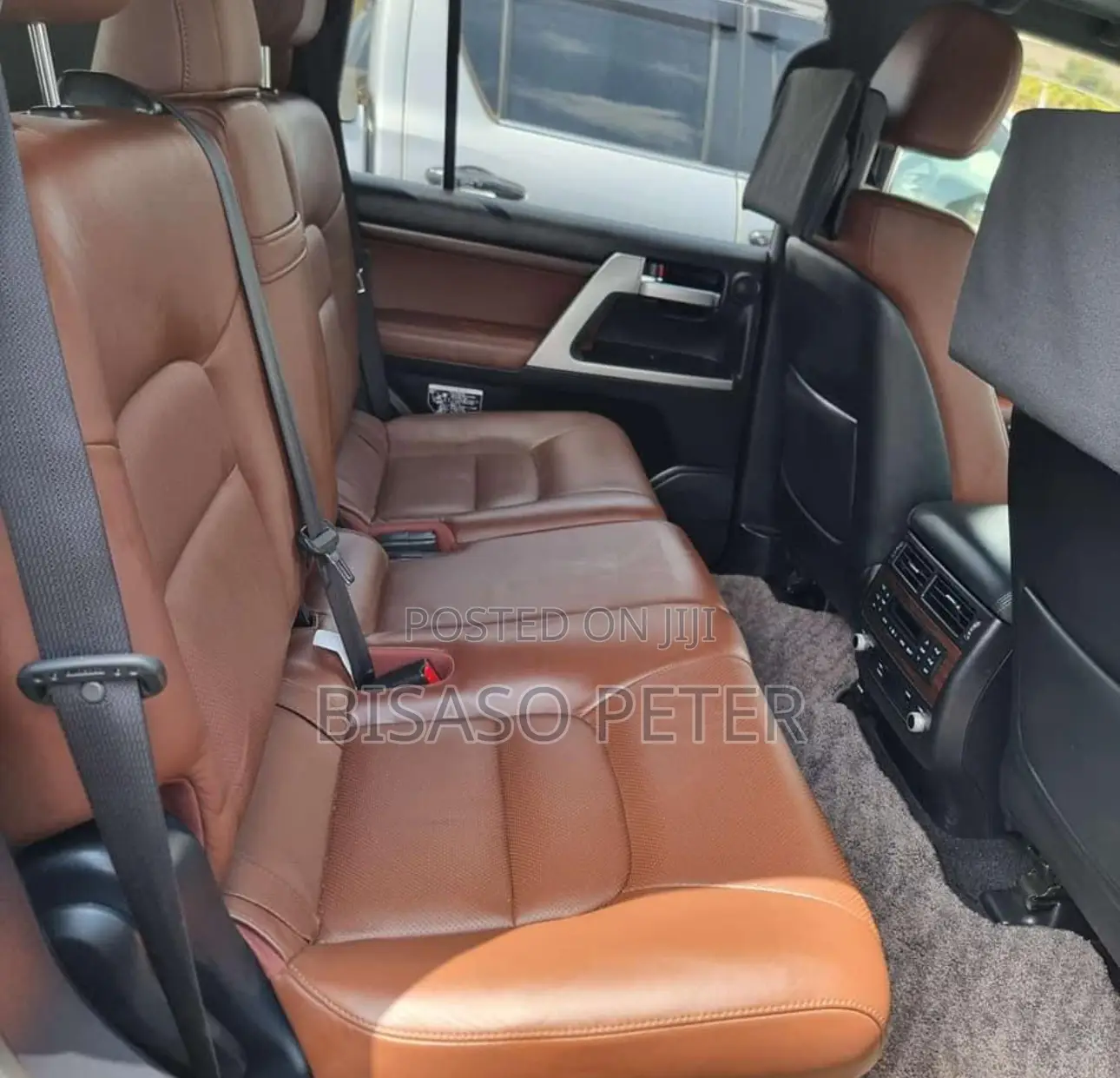 Toyota Land Cruiser 4.6 V8 ZX 2016 Gray