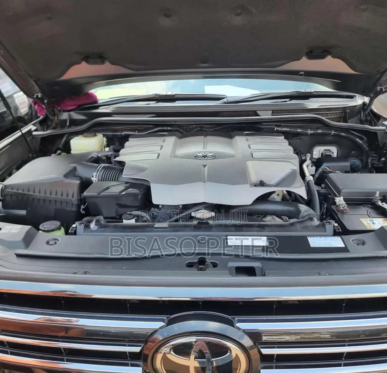 Toyota Land Cruiser 4.6 V8 ZX 2016 Gray