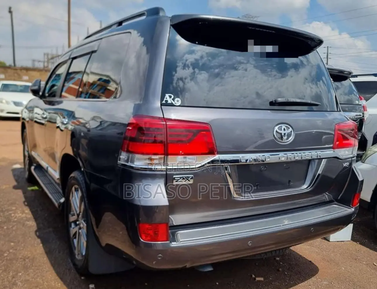 Toyota Land Cruiser 4.6 V8 ZX 2016 Gray