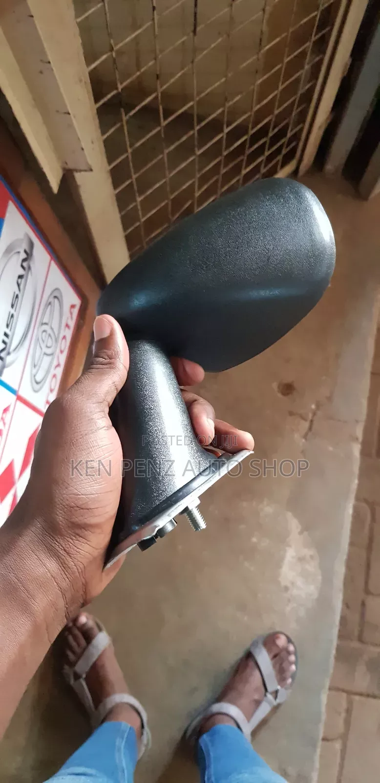 Nissan Datsun 1200 Sidemirrors