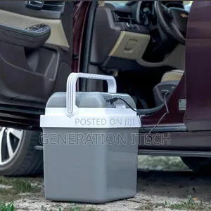 Geepas 24 Litre Hot and Cold Car Frigde Portable Frdge AC/DC