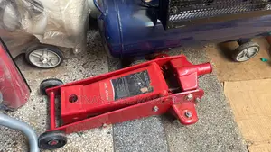 Trolley Jack / Car Jacks