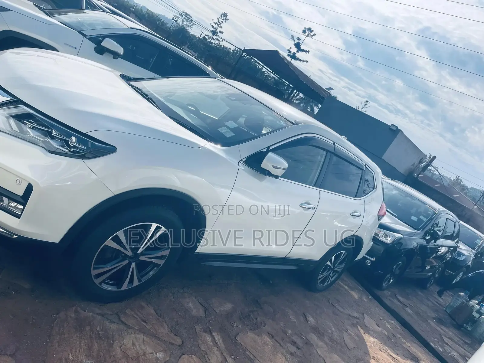 Nissan X-Trail 2.0 Petrol AWD 2017 White