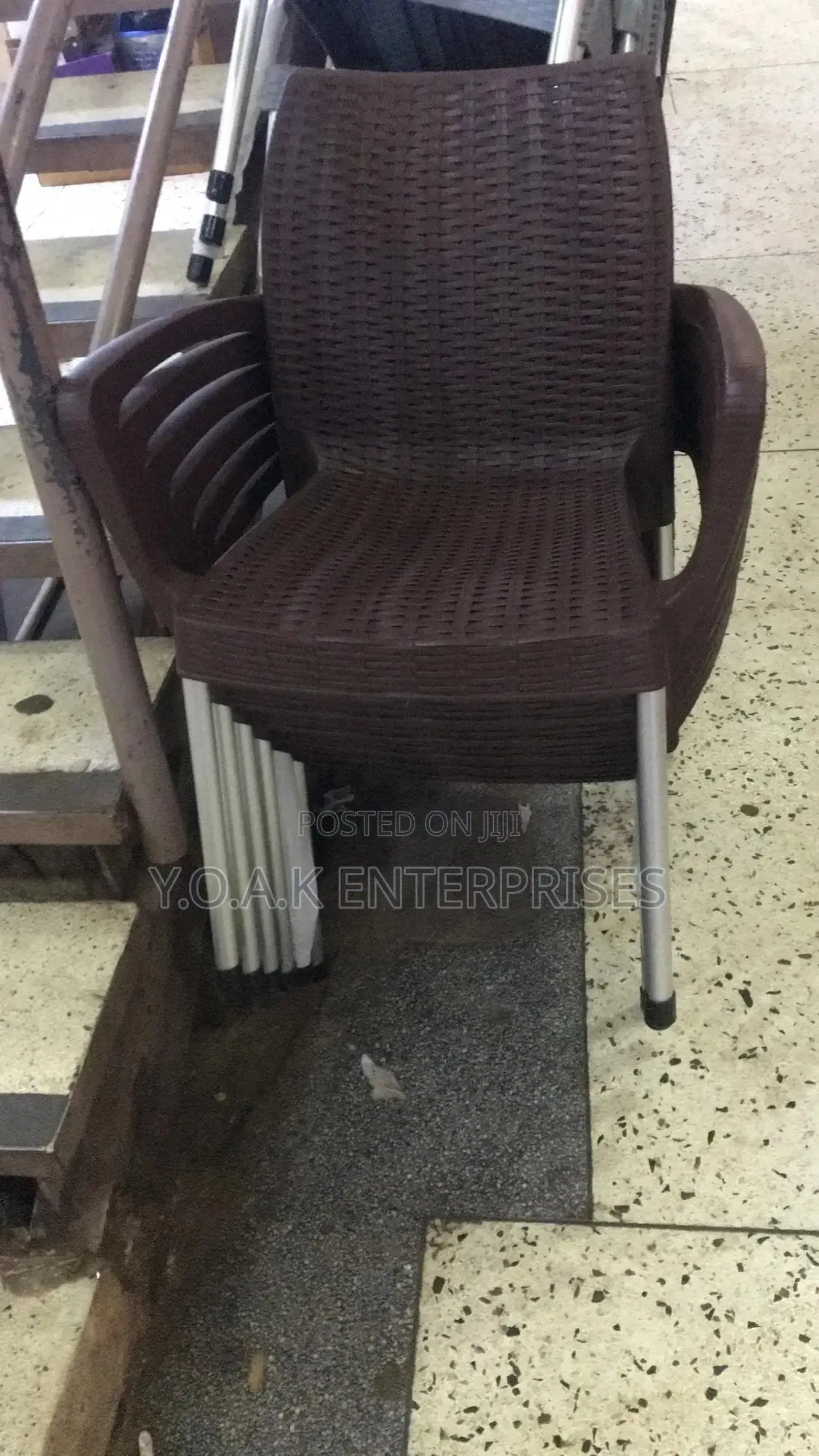 Standard Plastic Chairs