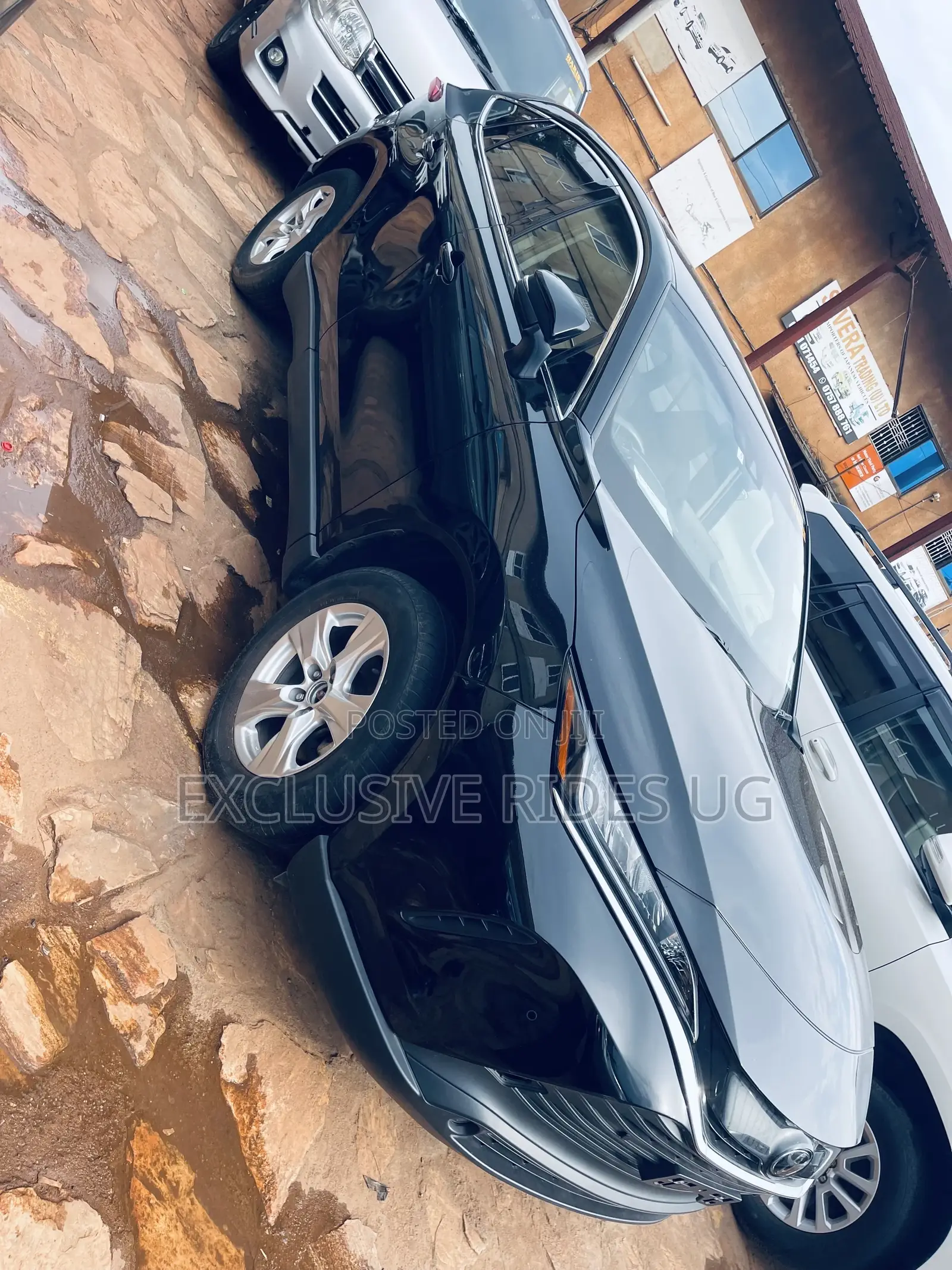 Toyota Harrier 2.0 2020 Black