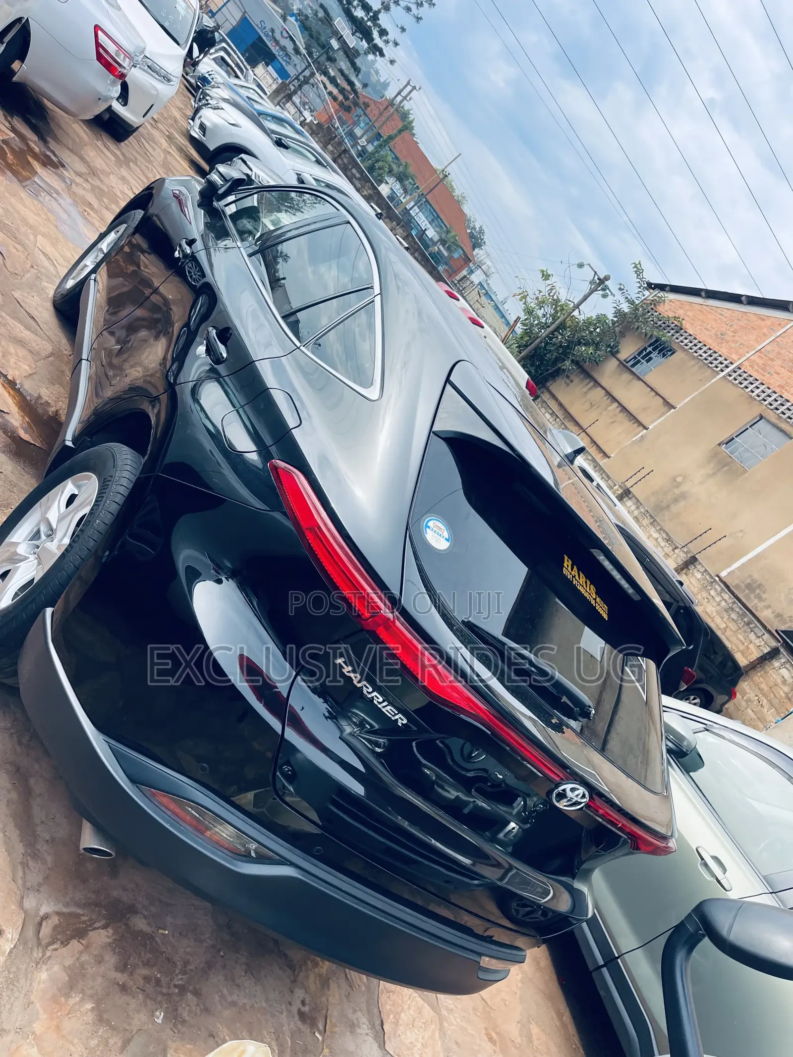 Toyota Harrier 2.0 2020 Black