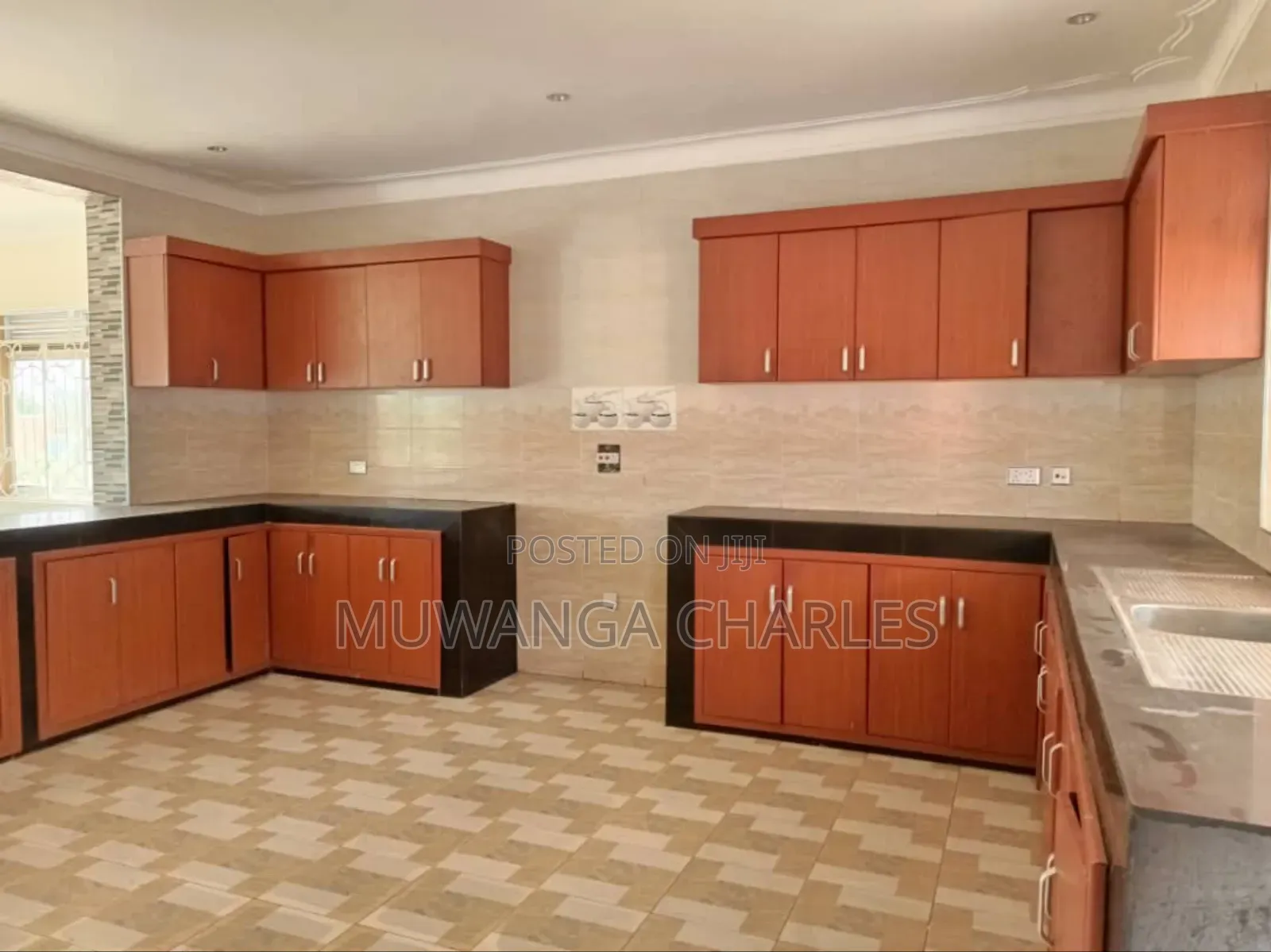 6bdrm Duplex in Fs Properties Ltd, Katabi for sale