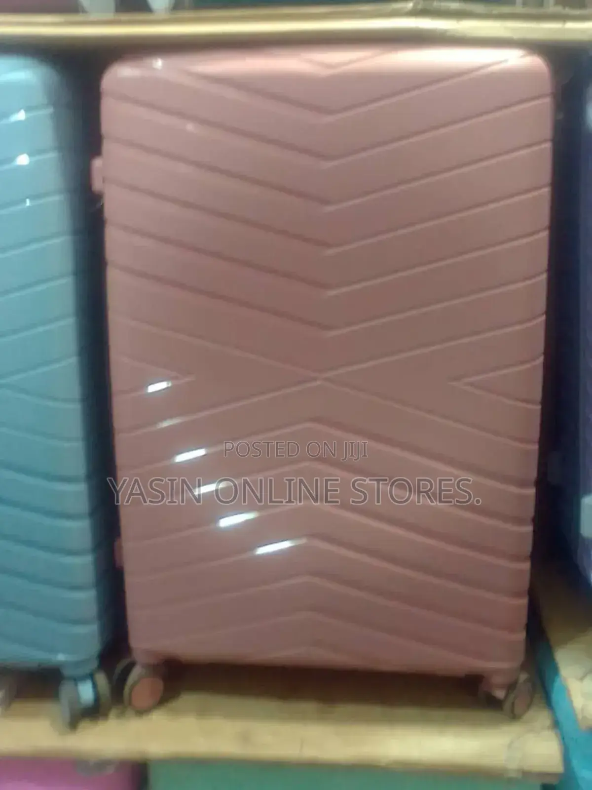 Suitcase Rubber Material.