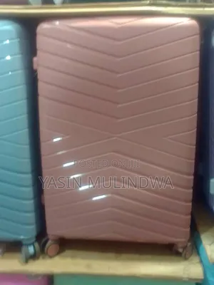 Suitcase Rubber Material.