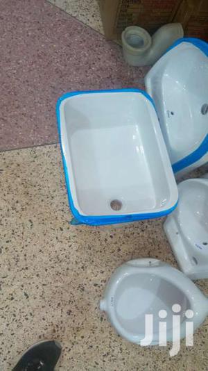 Dobbi/Laundry Sink