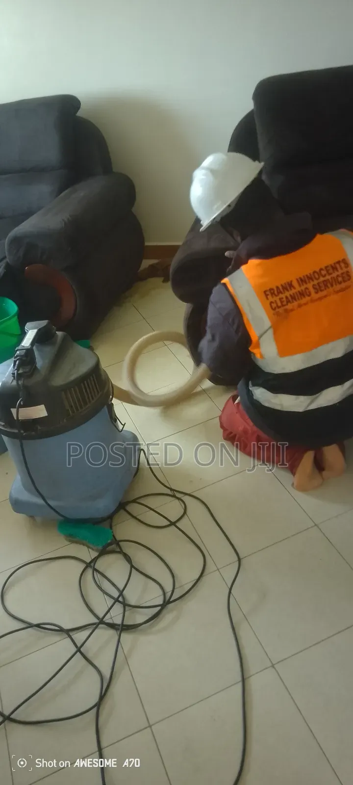 Sofa Set Cleaning Services
