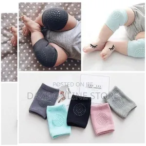 A Pair of Baby Knee Pad - Black