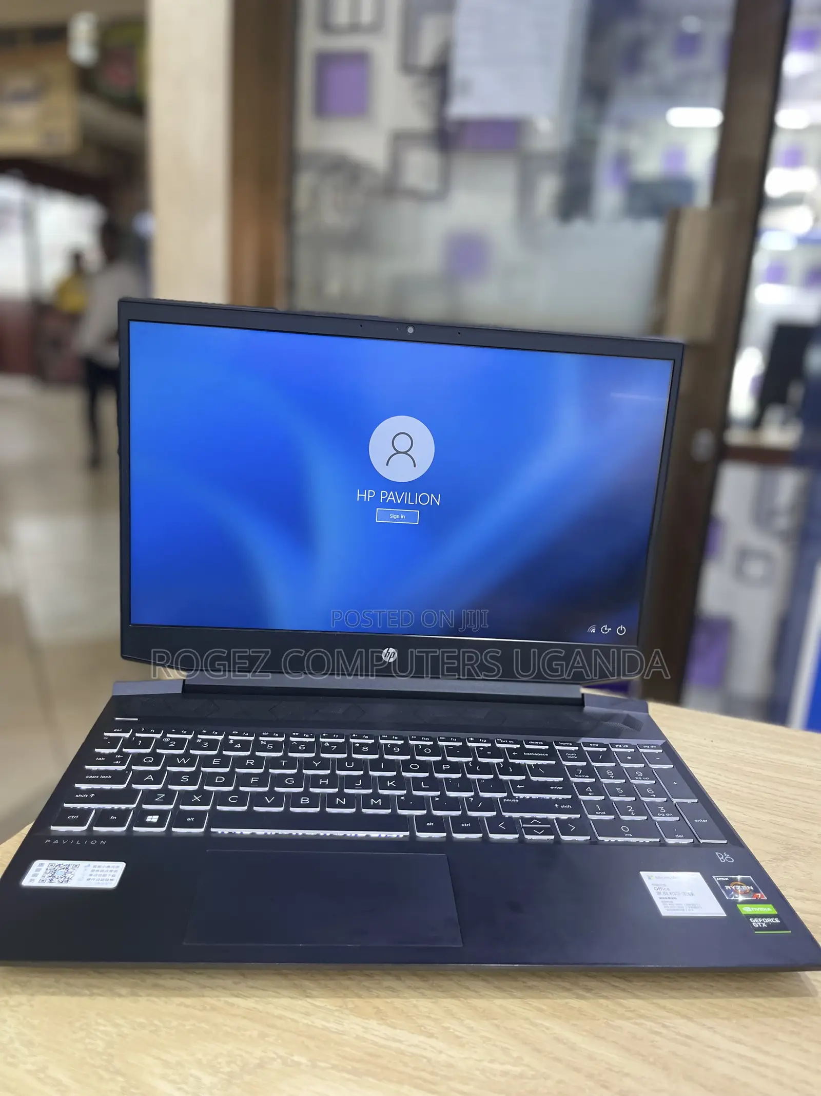 New Laptop HP Pavilion 15-Cs3063cl 16GB AMD Ryzen 7 SSD 512GB