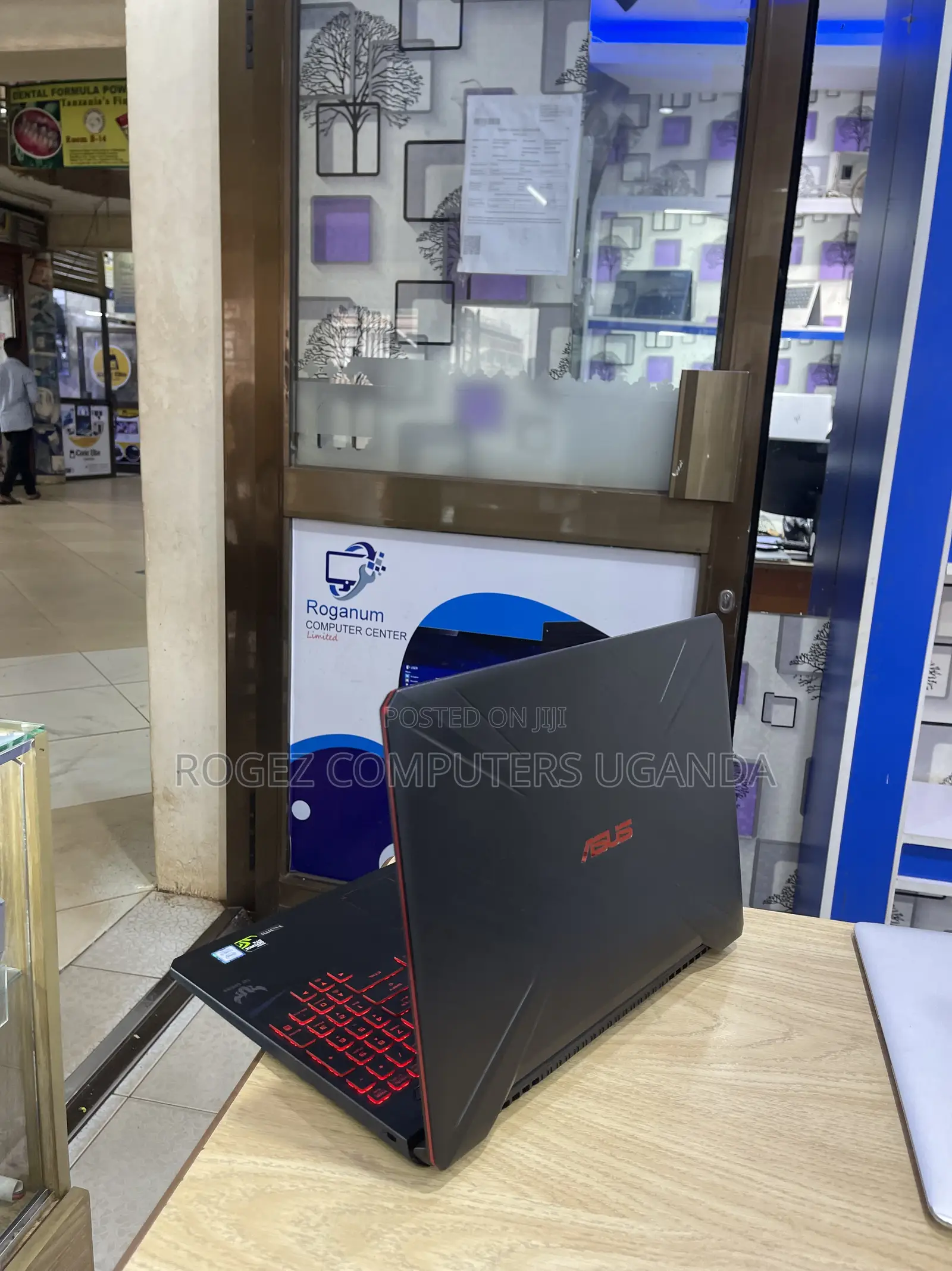 New Asus TUF Gaming FX504 16GB Intel Core I5 SSHD (Hybrid) 500GB