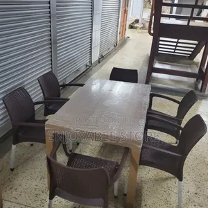 Set of Chairs and Table Plastic for Restaurant Dining/Bar