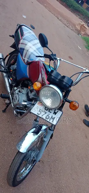 Bajaj Boxer 100 2023 Red