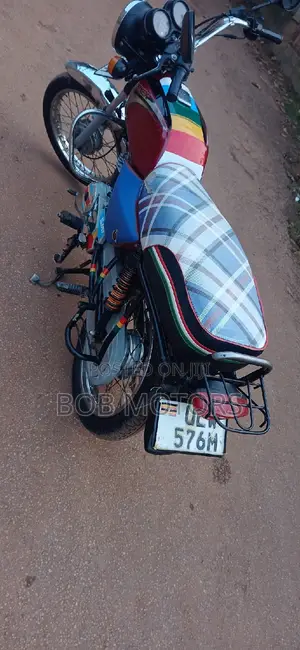 Bajaj Boxer 100 2023 Red