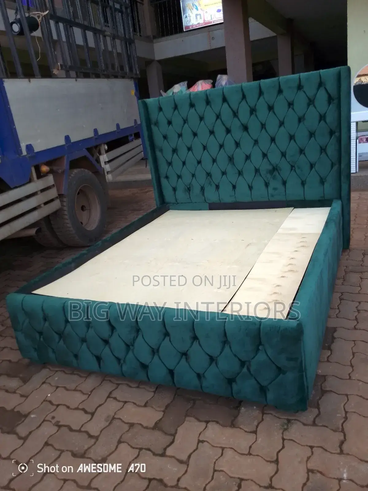 5by6 Buttoned Fabric Bed Army Green