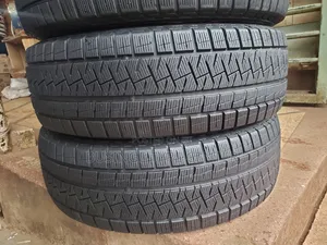 Size 225/65r17 Foreign Used Pirelli Tyres