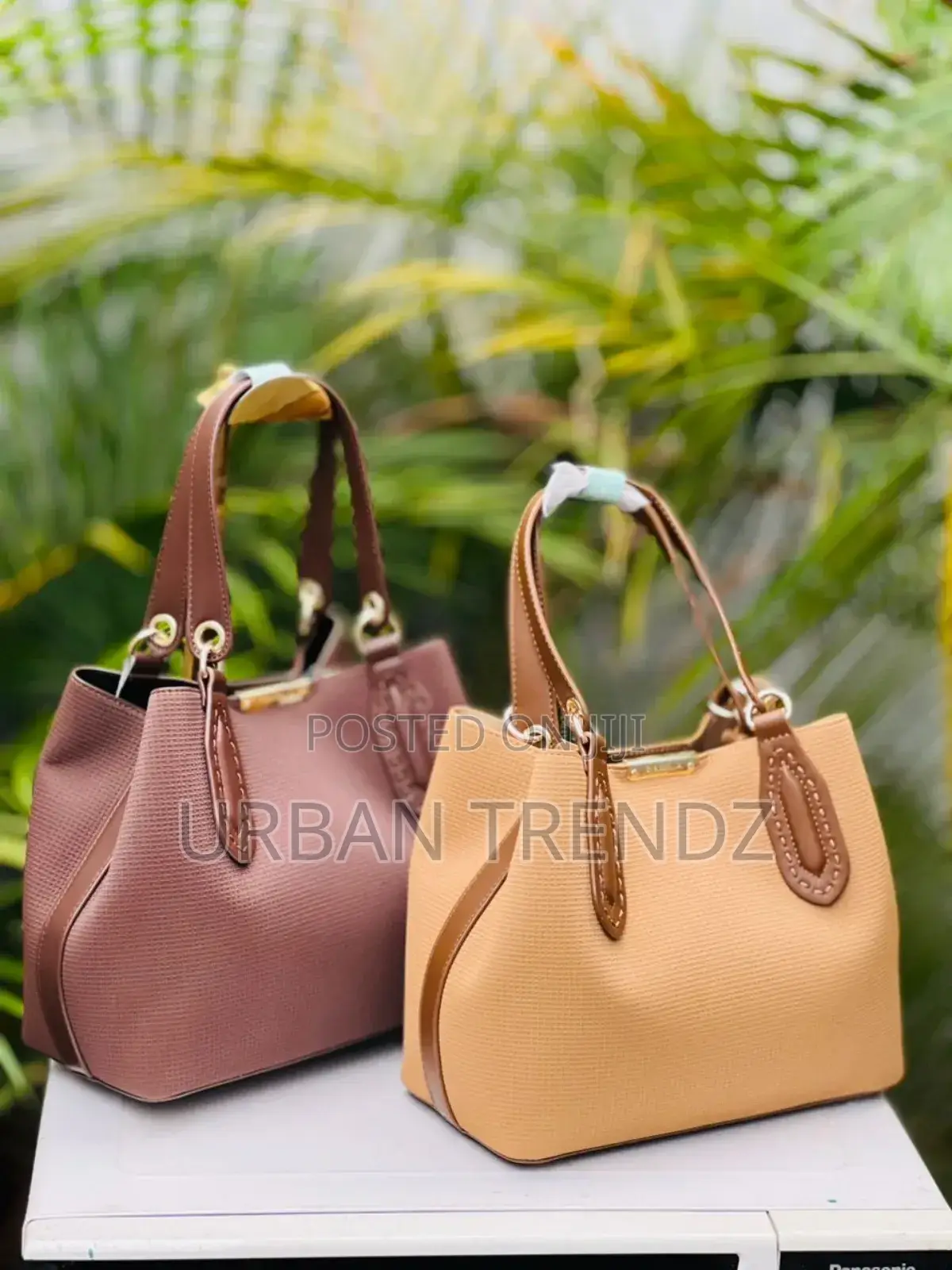 Ladies Designer Classic Handbag_black,Brown,White,Khaki