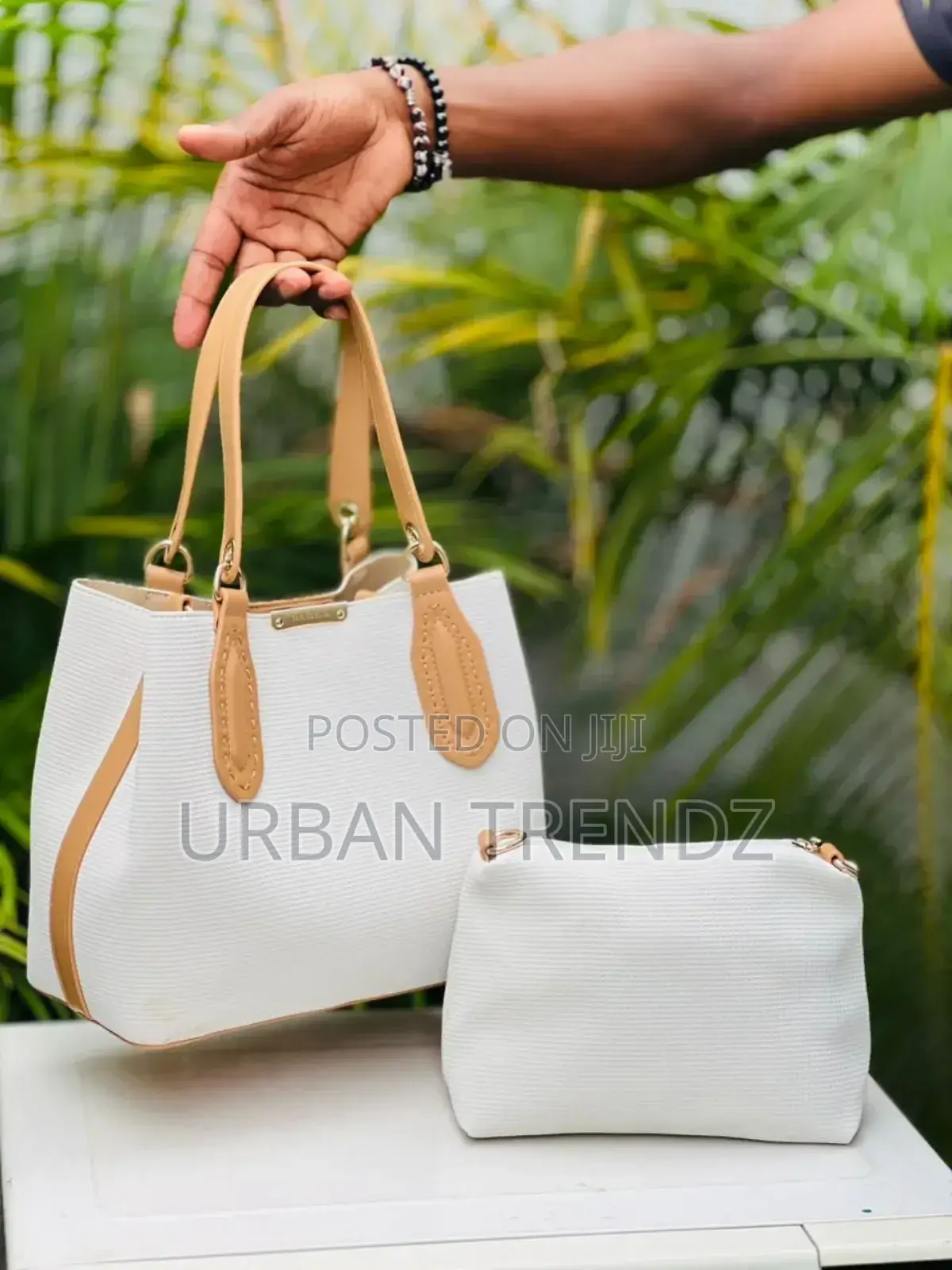 Ladies Designer Classic Handbag_black,Brown,White,Khaki