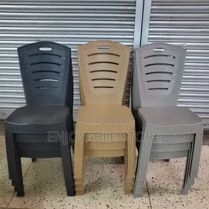 Plastic Chairs Plastic Chairs 3 _Ratten Colors