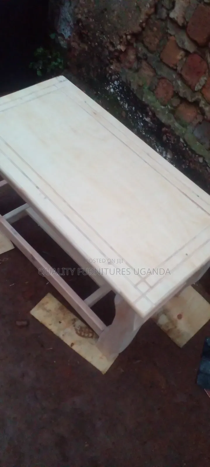 Customizable Tea Table