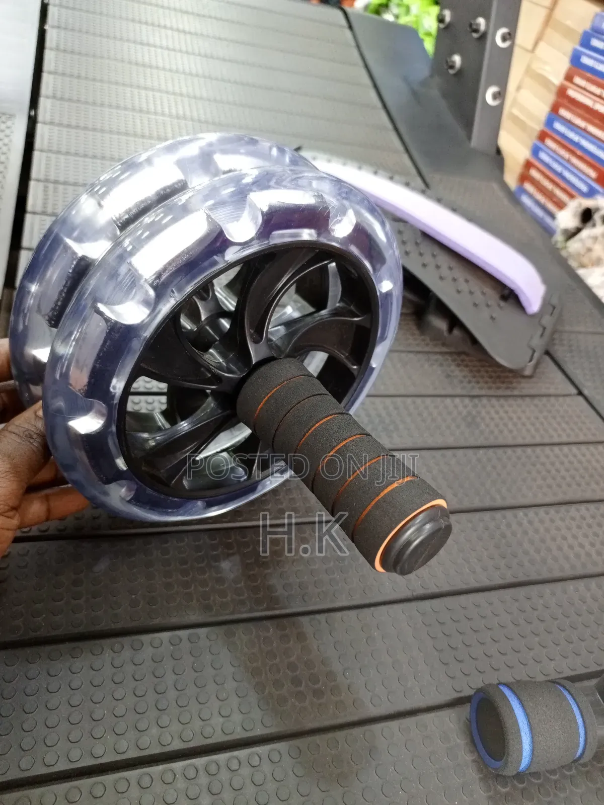 Two-Wheel Abdominal Roller Press