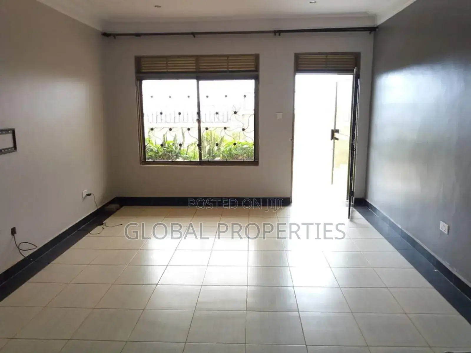 1bdrm Bungalow in Kira Bulindo Rd, Central Division for rent