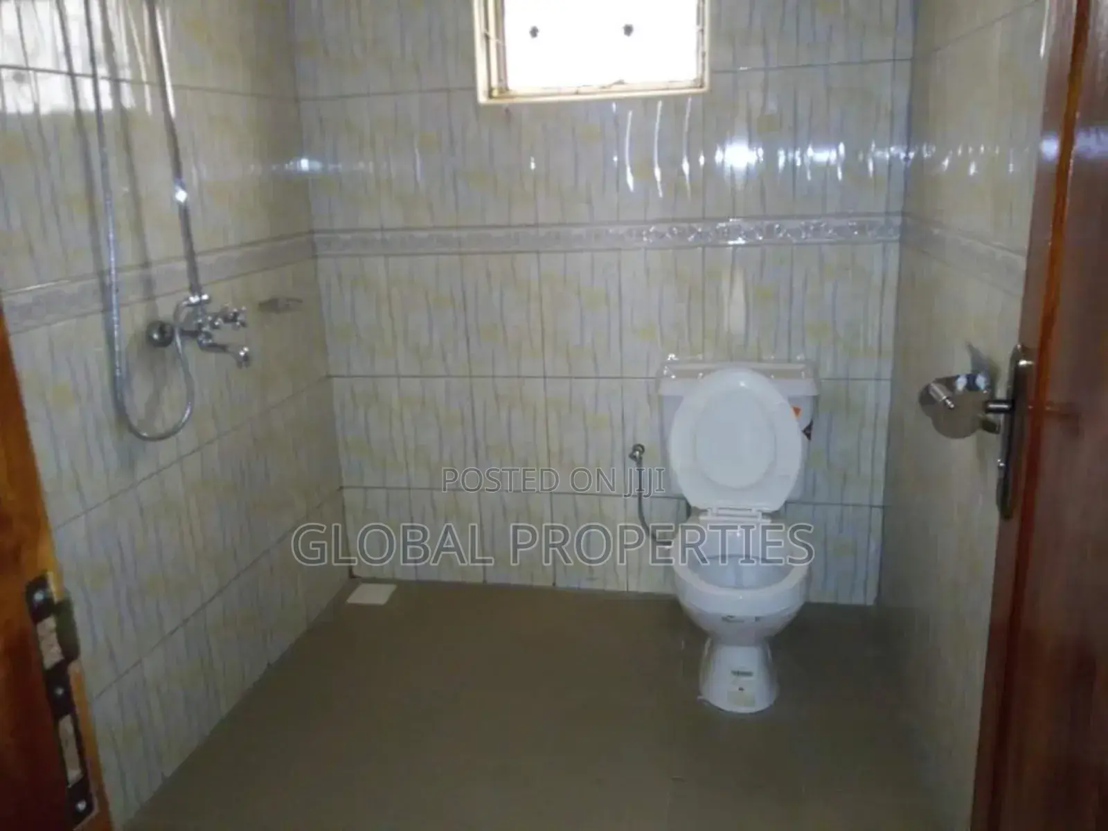 1bdrm Bungalow in Kira Bulindo Rd, Central Division for rent