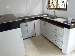 1bdrm Bungalow in Kira Bulindo Rd, Central Division for rent