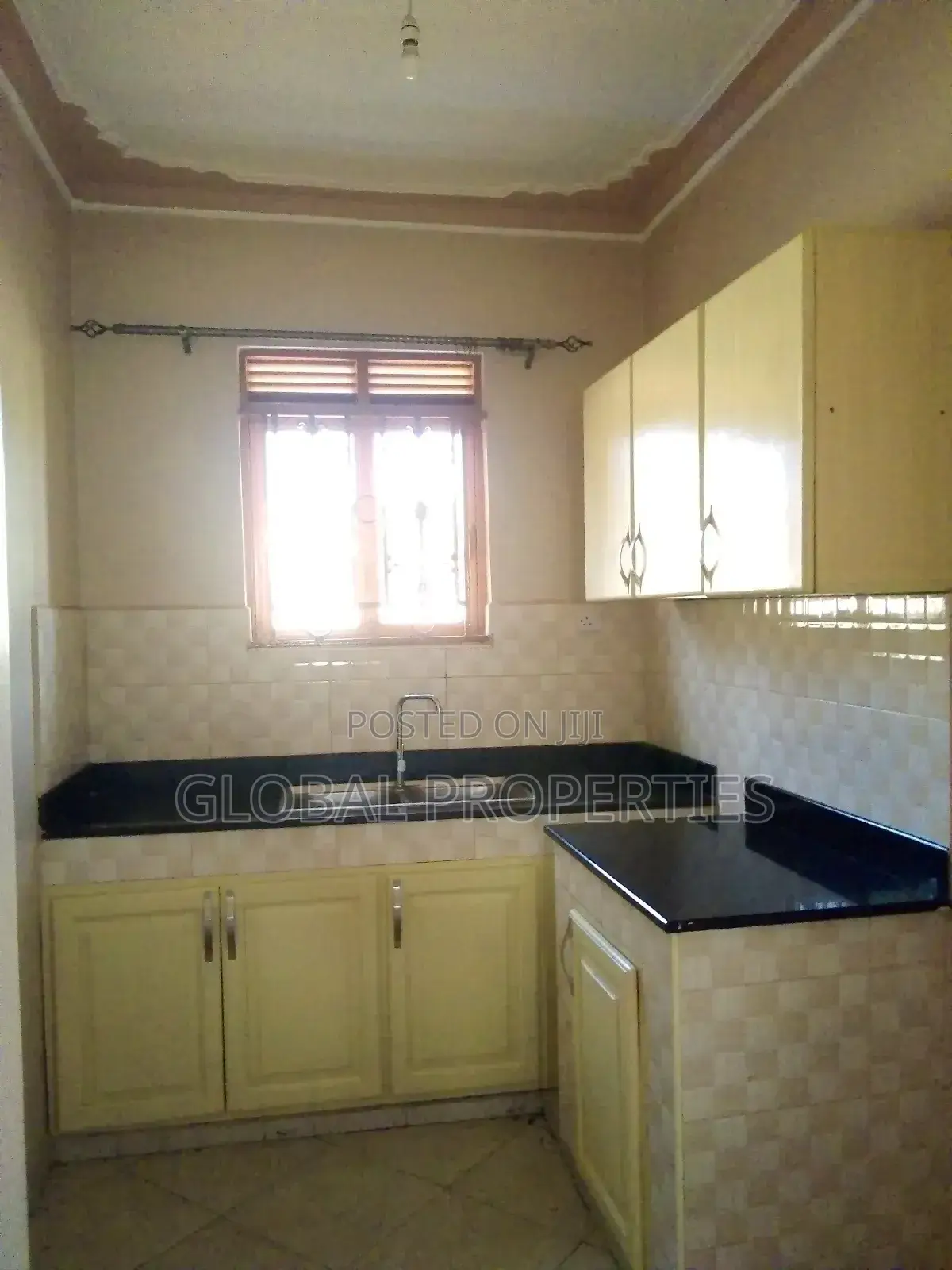 1bdrm Bungalow in Kyaliwajala Estate, Central Division for rent