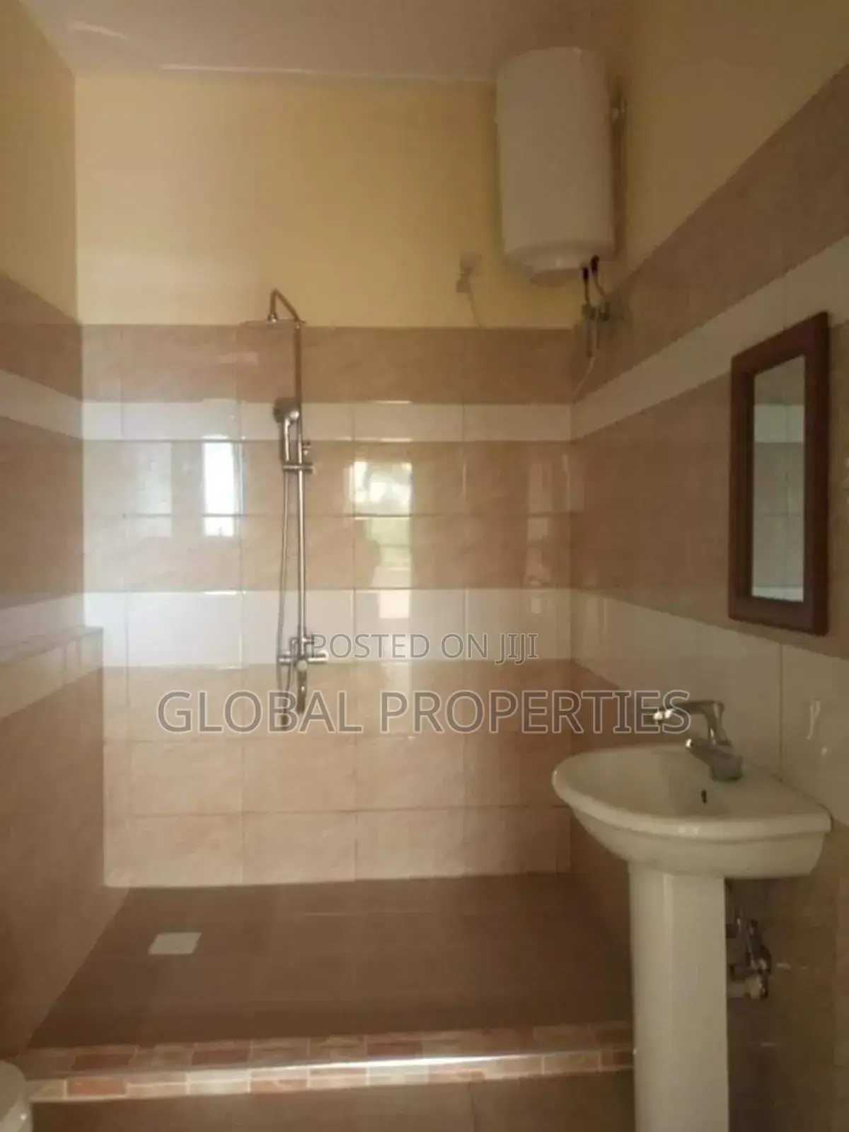 3bdrm Duplex in Kyaliwajala Kira, Central Division for rent