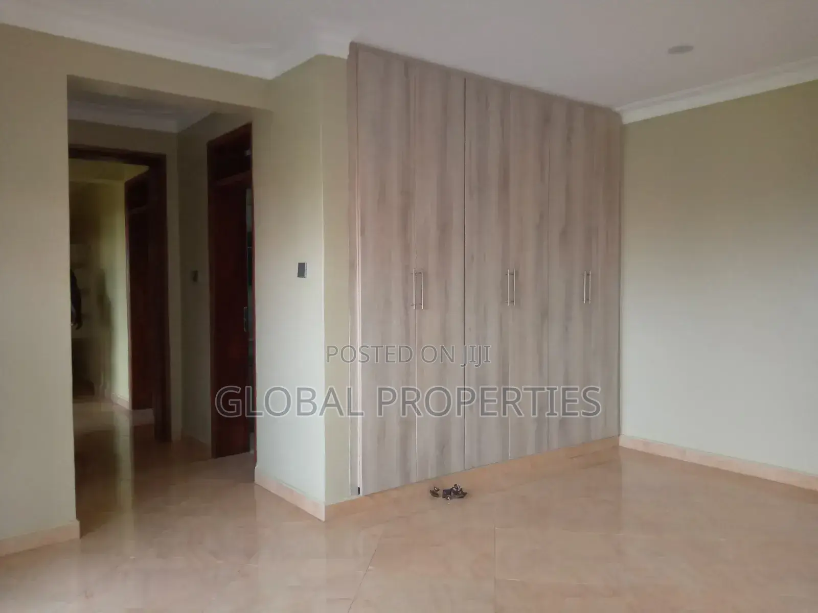 3bdrm Duplex in Kyaliwajala Kira, Central Division for rent