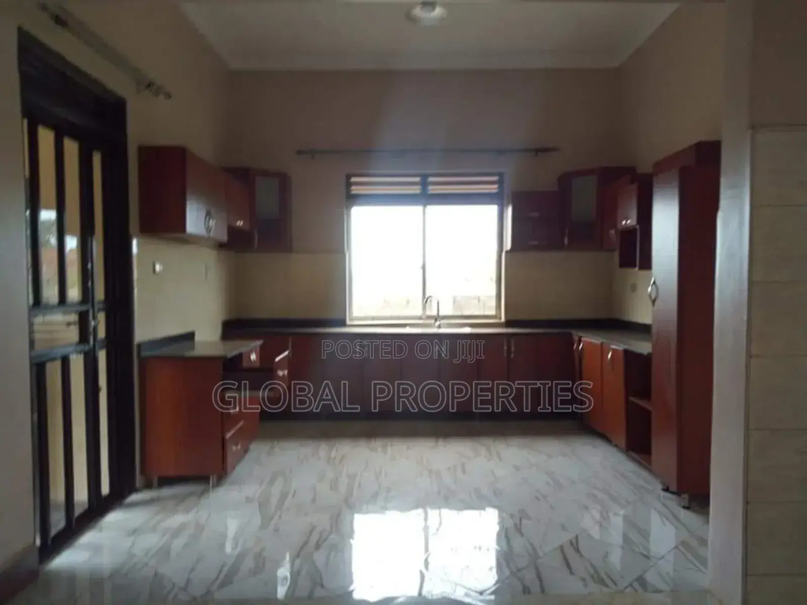 2bdrm Bungalow in Kyaliwajala, Central Division for rent