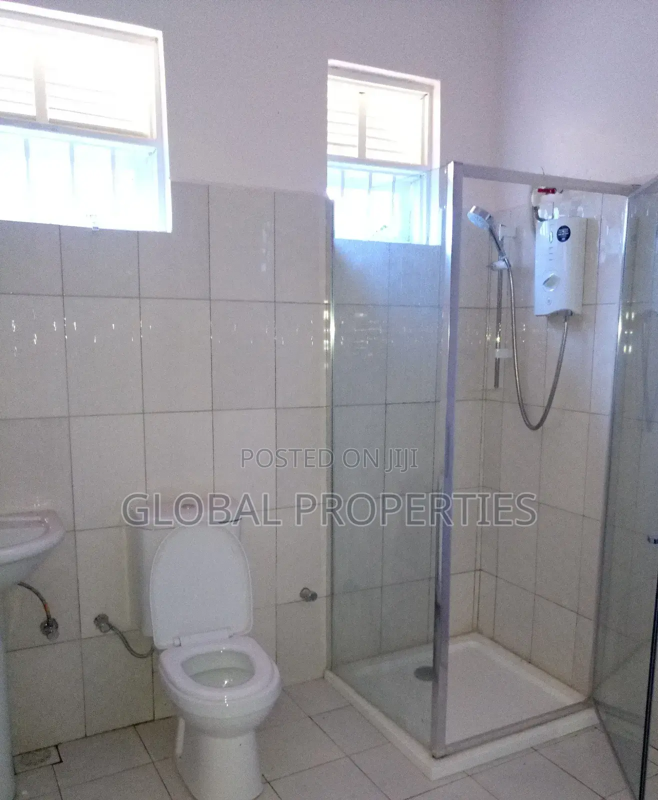 2bdrm Bungalow in Kira Estate, Central Division for rent