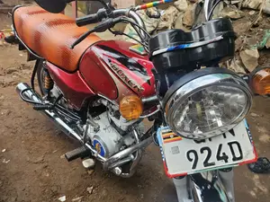 Bajaj Boxer 2022 Red