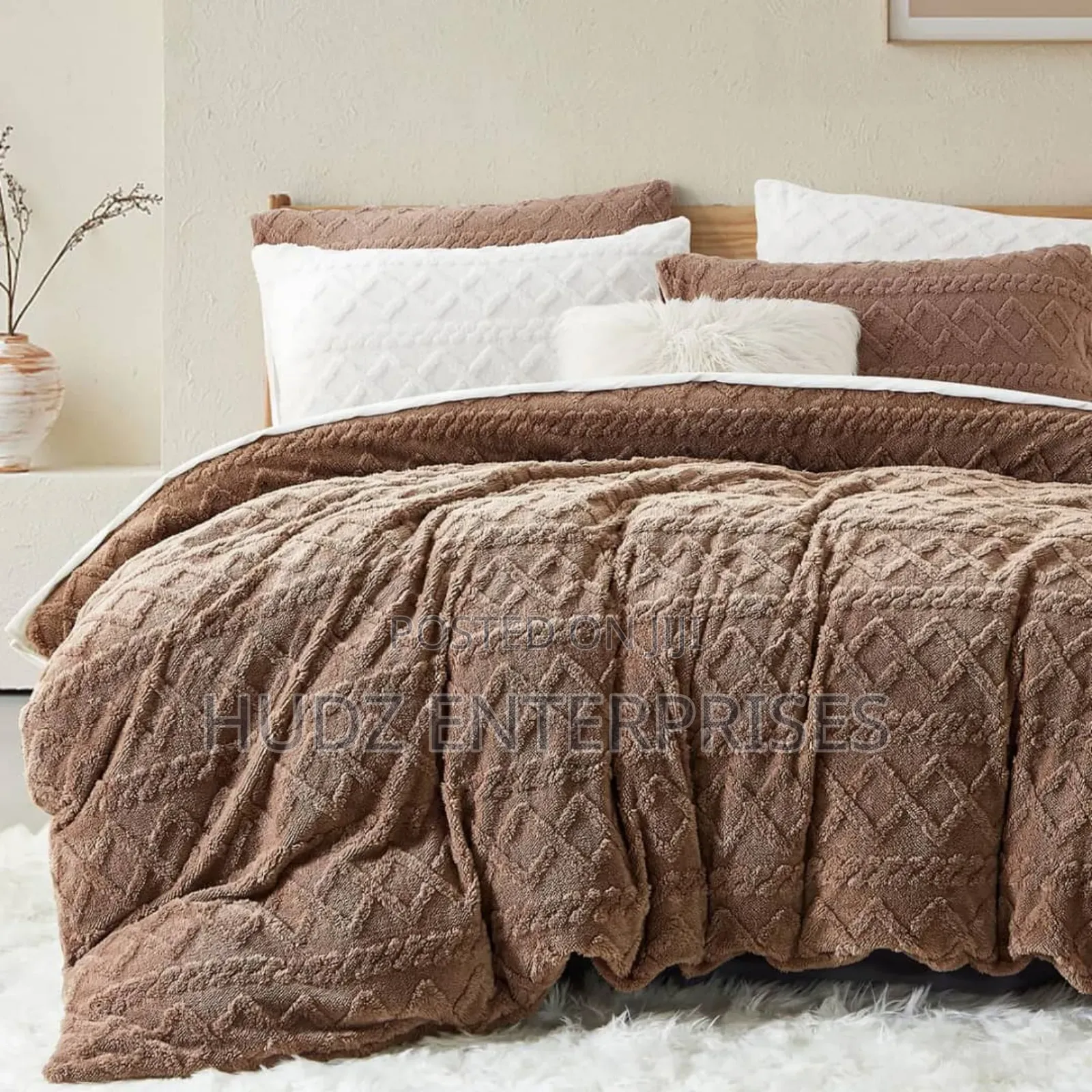 4pc Tufted Duvet 6x6 Brown