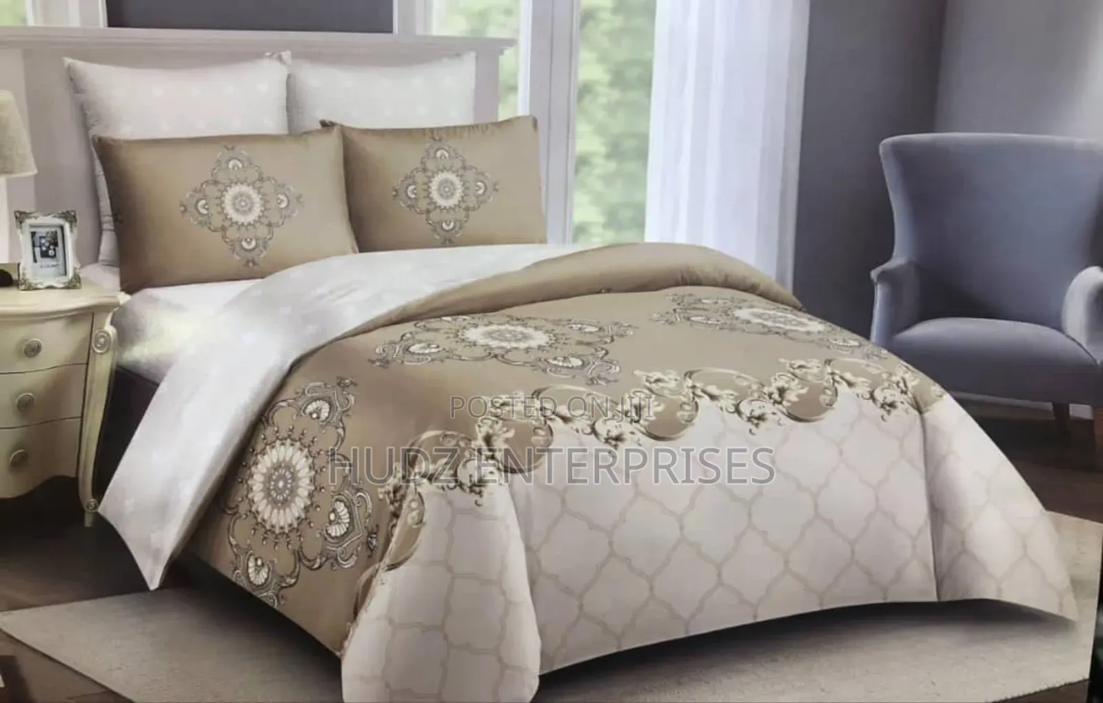 12pc Duvet King Size Gold