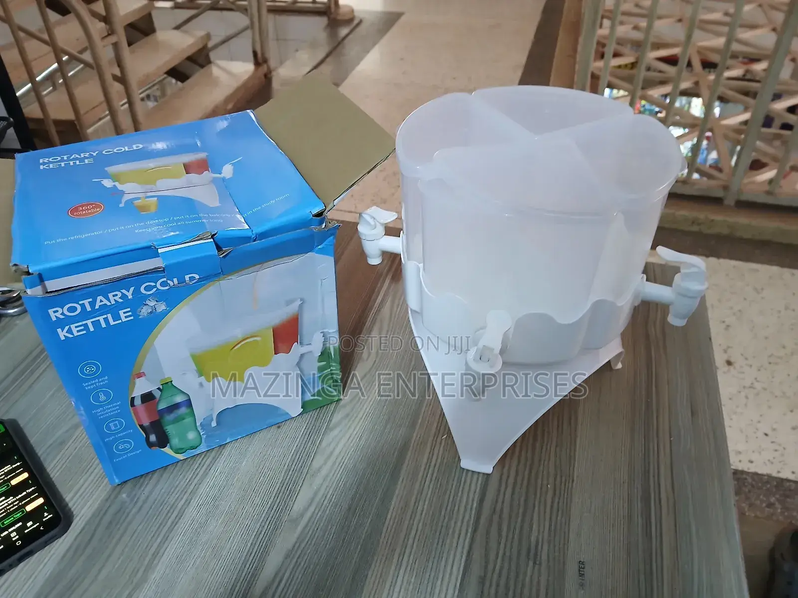 Rotating Cold Kettle Juice and Beverage Dispenser