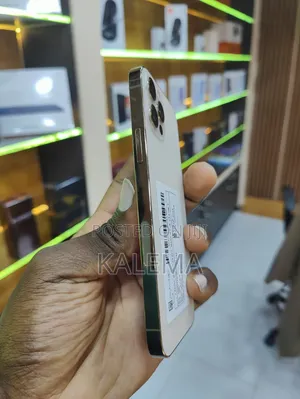 Photo - Apple iPhone 12 Pro 512 GB Rose Gold
